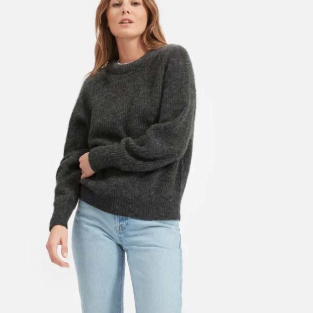 The Oversized Alpaca Crew (M)